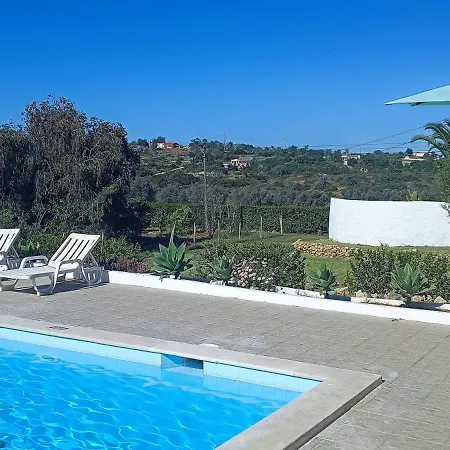 Вилла With Queen Bed & Pool - Casa 4 Албуфейра